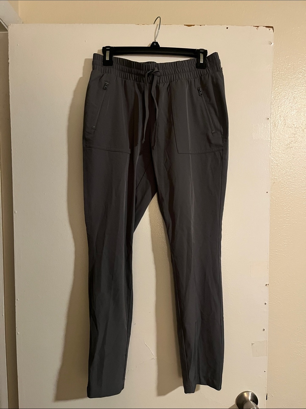 Magellan Outdoors Women’s Dark Gray Lightweight Drawstring Joggers